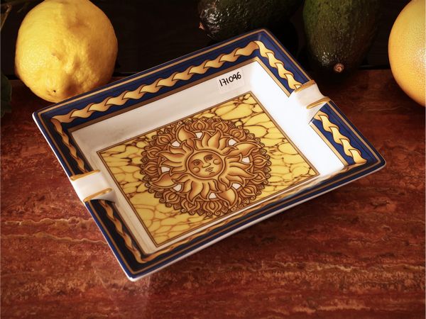 Posacenere in porcellana Soleil, Herms  - Asta La casa moderna - Associazione Nazionale - Case d'Asta italiane