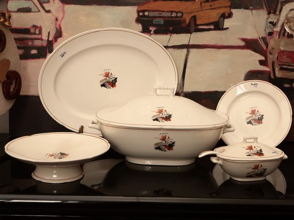Assortimento di piatti in terraglia, Gi Ponti per Societ Ceramica Richard  - Asta La casa moderna - Associazione Nazionale - Case d'Asta italiane