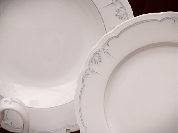 Servizio di piatti in porcellana, Seltmann Weiden  - Asta La casa moderna - Associazione Nazionale - Case d'Asta italiane