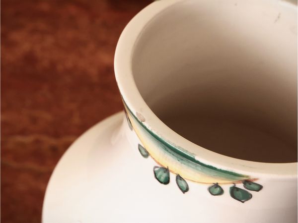 Piccolo vaso in ceramica smaltata, Gio Ponti per Richard Ginori San Cristoforo  - Asta La casa moderna - Associazione Nazionale - Case d'Asta italiane