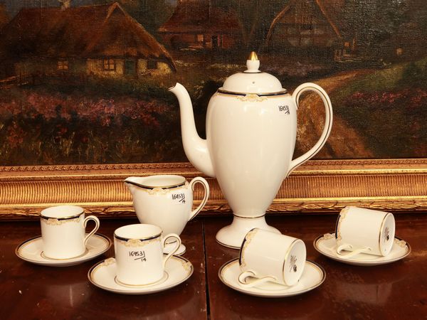 Servizio da caff� in porcellana, modello Cavendish, Wedgwood  - Asta La casa moderna - Associazione Nazionale - Case d'Asta italiane
