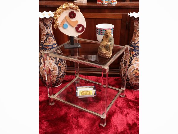 Tavolino da appoggio di gusto moderno  - Asta La casa moderna - Associazione Nazionale - Case d'Asta italiane