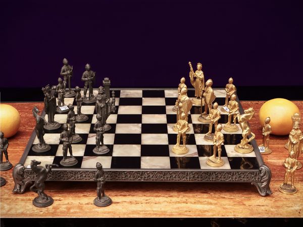 Grande scacchiera in onice e marmo nero del Belgio  - Asta La casa moderna - Associazione Nazionale - Case d'Asta italiane