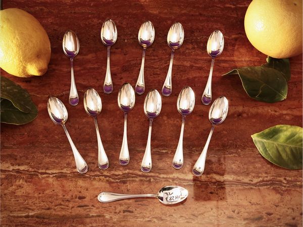 Serie di dodici cucchiaini da caff� in argento  - Asta La casa moderna - Associazione Nazionale - Case d'Asta italiane