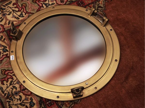 Obl� da nave in ottone  - Asta La casa moderna - Associazione Nazionale - Case d'Asta italiane