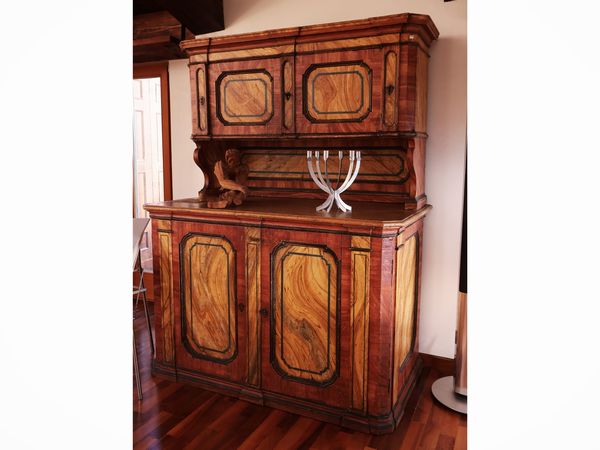 Credenza a due corpi in legno laccato  - Asta La casa moderna - Associazione Nazionale - Case d'Asta italiane