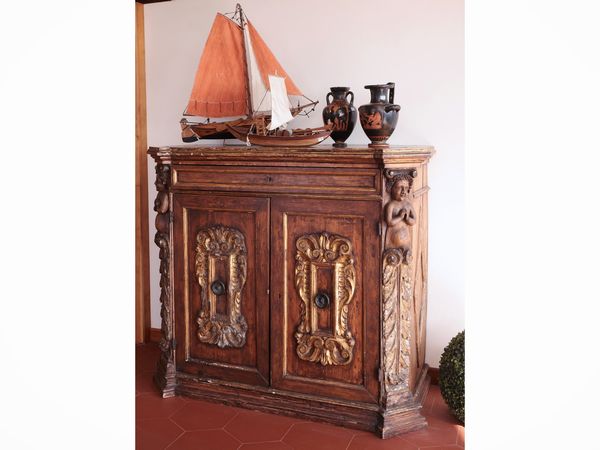 Credenza in legno tenero  - Asta La casa moderna - Associazione Nazionale - Case d'Asta italiane
