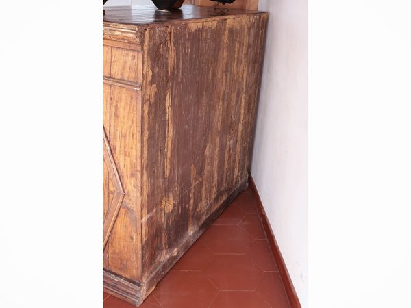 Credenza in legno tenero  - Asta La casa moderna - Associazione Nazionale - Case d'Asta italiane