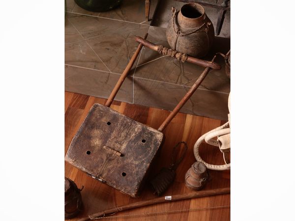 Assortimento di strumenti musicali tribali  - Asta La casa moderna - Associazione Nazionale - Case d'Asta italiane