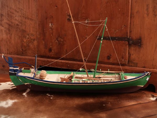 Modellino di bilancella carlofortina  - Asta La casa moderna - Associazione Nazionale - Case d'Asta italiane