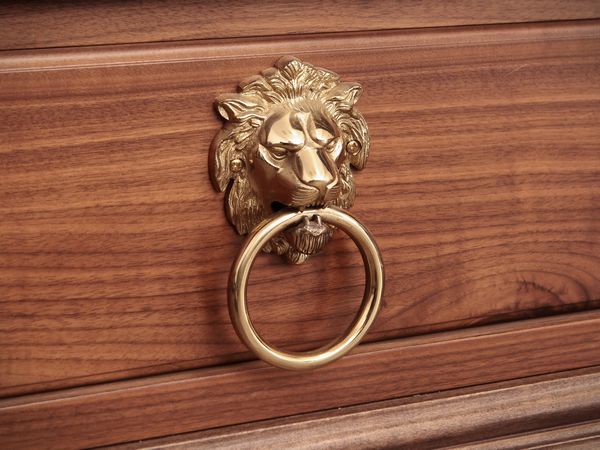 Grande libreria a giorno in satinwood  - Asta La casa moderna - Associazione Nazionale - Case d'Asta italiane