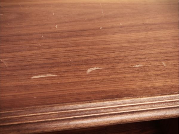 Grande libreria a giorno in satinwood  - Asta La casa moderna - Associazione Nazionale - Case d'Asta italiane