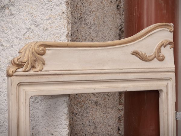 Paravento in legno intagliato, dorato e laccato bianco  - Asta La casa moderna - Associazione Nazionale - Case d'Asta italiane