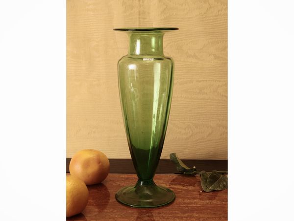 Vaso in vetro verde di Empoli  - Asta La casa moderna - Associazione Nazionale - Case d'Asta italiane
