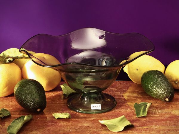 Alzata centrotavola in vetro verde di Empoli  - Asta La casa moderna - Associazione Nazionale - Case d'Asta italiane