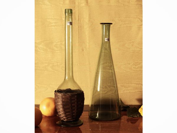 Due vasi in vetro verde di Empoli  - Asta La casa moderna - Associazione Nazionale - Case d'Asta italiane