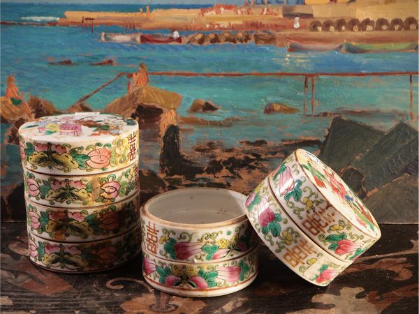 Coppia di scatole portavivande in porcellana  - Asta La casa moderna - Associazione Nazionale - Case d'Asta italiane