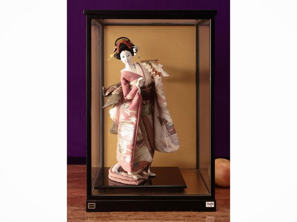 Geisha  - Asta La casa moderna - Associazione Nazionale - Case d'Asta italiane