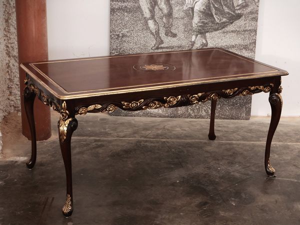 Tavolino basso da salotto in legno tenero  - Asta La casa moderna - Associazione Nazionale - Case d'Asta italiane