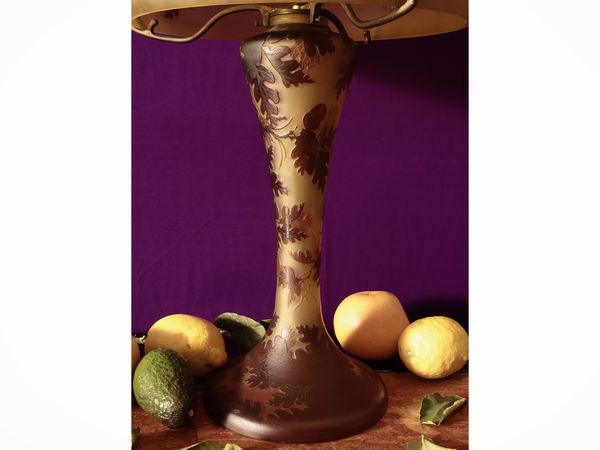 Émile Gallé : Grande lampada in vetro doppiato a cammeo  - Asta La casa moderna - Associazione Nazionale - Case d'Asta italiane