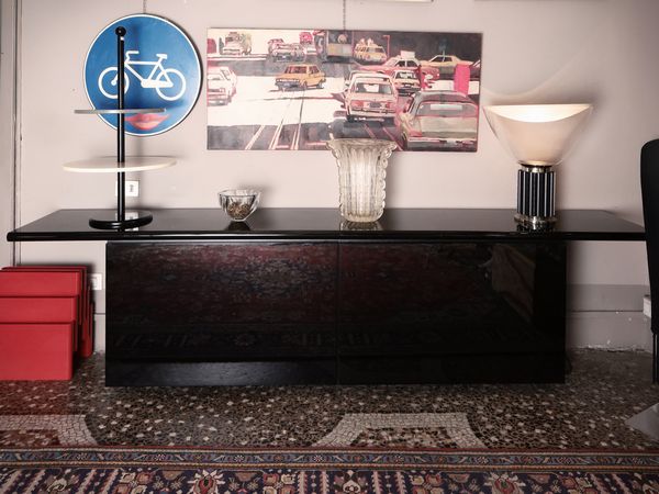Credenza Sheraton, Giotto Stoppino per Acerbis International  - Asta La casa moderna - Associazione Nazionale - Case d'Asta italiane