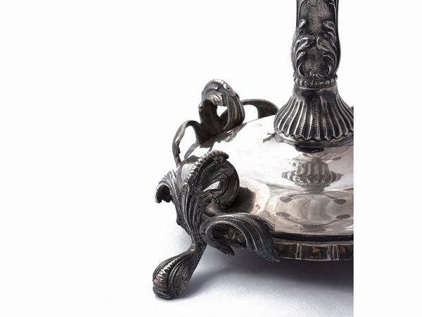 Coppia di grandi candelabri in argento  - Asta La casa moderna - Associazione Nazionale - Case d'Asta italiane