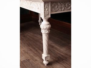 Tavolo da pranzo in legno intagliato e laccato bianco  - Asta La casa moderna - Associazione Nazionale - Case d'Asta italiane