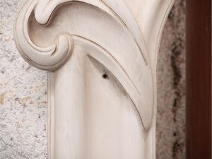 Grande cornice in legno intagliato e laccato bianco  - Asta La casa moderna - Associazione Nazionale - Case d'Asta italiane