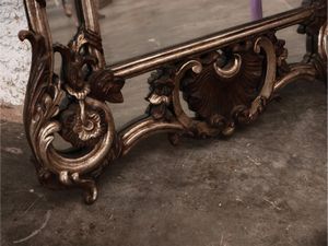 Specchiera in legno intagliato e dorato  - Asta La casa moderna - Associazione Nazionale - Case d'Asta italiane