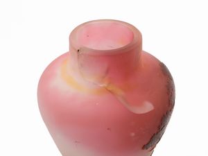 Piccolo vaso in vetro doppio a cammeo  - Asta La casa moderna - Associazione Nazionale - Case d'Asta italiane