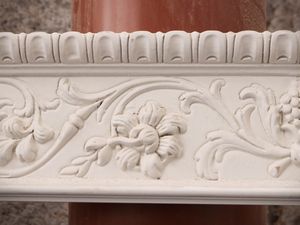 Grande cornice in legno intagliato e laccato bianco  - Asta La casa moderna - Associazione Nazionale - Case d'Asta italiane