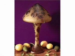 Émile Gallé : Grande lampada in vetro doppiato a cammeo  - Asta La casa moderna - Associazione Nazionale - Case d'Asta italiane