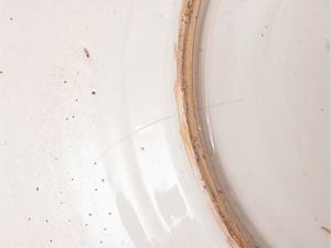 Piatto da parata in ceramica, Femminilit 1931  - Asta La casa moderna - Associazione Nazionale - Case d'Asta italiane