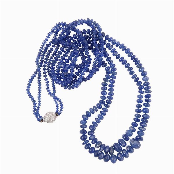 LUNGA COLLANA  - Asta Gioielli importanti e argenti  - Associazione Nazionale - Case d'Asta italiane