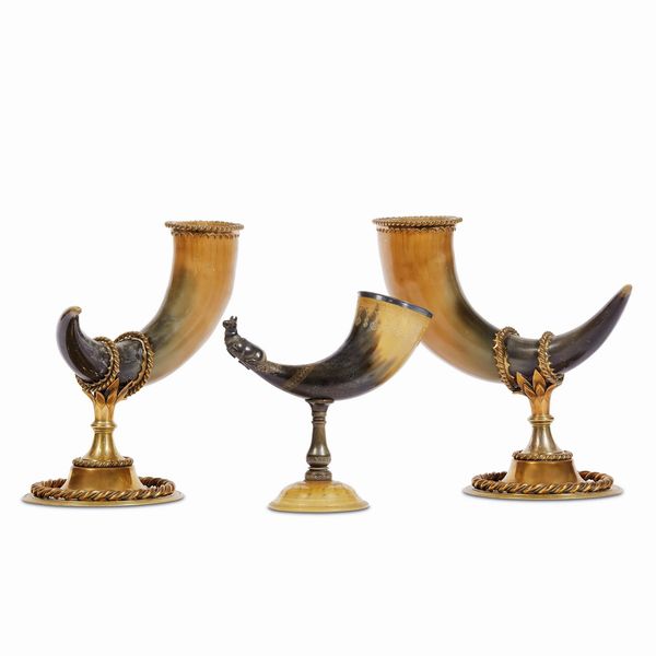 ASSORTIMENTO DI CORNUCOPIE, SECOLO XX  - Asta INTERNATIONAL FINE ART - Associazione Nazionale - Case d'Asta italiane