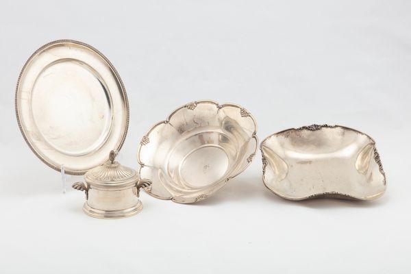 Lotto di quattro oggetti  - Asta Argenti del XX Secolo - Associazione Nazionale - Case d'Asta italiane