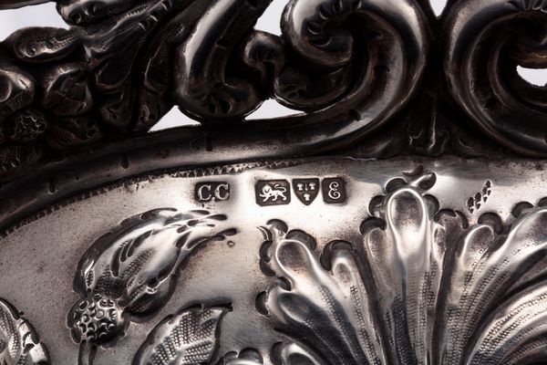 Lotto di tre oggetti  - Asta Argenti del XX Secolo - Associazione Nazionale - Case d'Asta italiane