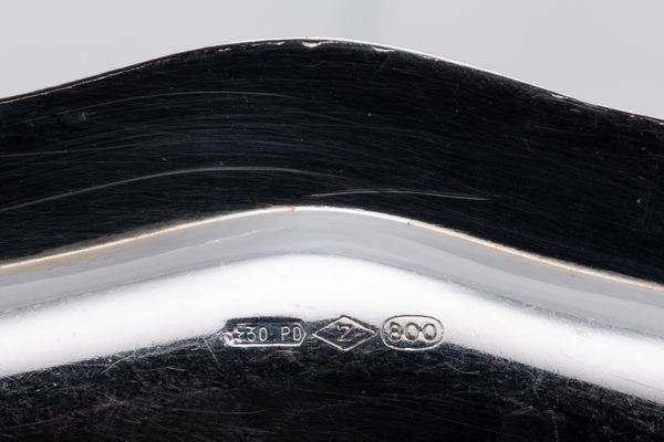 Piatto da portata e quattro piattini  - Asta Argenti del XX Secolo - Associazione Nazionale - Case d'Asta italiane