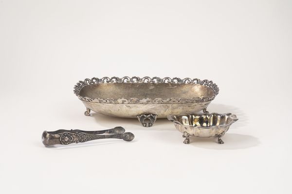 Lotto di  tre oggetti  - Asta Argenti del XX Secolo - Associazione Nazionale - Case d'Asta italiane