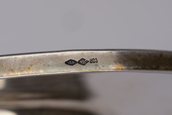 Ricci & C. : Due piatti da portata e un cucchiaio  - Asta Argenti del XX Secolo - Associazione Nazionale - Case d'Asta italiane