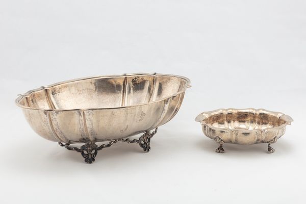 Due centrotavola  - Asta Argenti del XX Secolo - Associazione Nazionale - Case d'Asta italiane