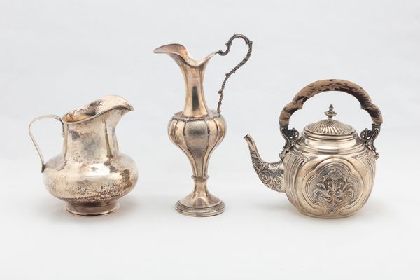 Lotto di tre oggetti  - Asta Argenti del XX Secolo - Associazione Nazionale - Case d'Asta italiane