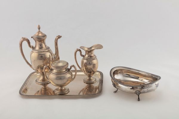 Servizio da t con vassoio e porta bon bon  - Asta Argenti del XX Secolo - Associazione Nazionale - Case d'Asta italiane