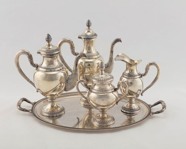 Servizio da t e caff con vassoio  - Asta Argenti del XX Secolo - Associazione Nazionale - Case d'Asta italiane