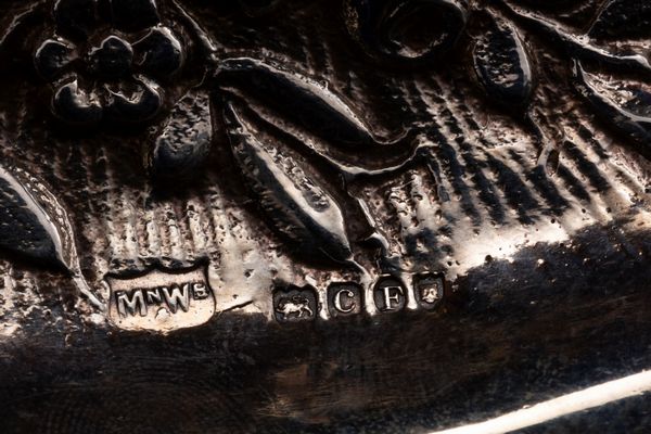 Lotto di quattro oggetti  - Asta Argenti del XX Secolo - Associazione Nazionale - Case d'Asta italiane