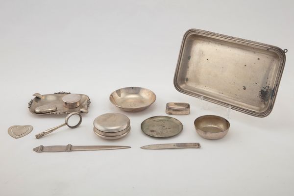 Lotto di tredici oggetti da scrivania  - Asta Argenti del XX Secolo - Associazione Nazionale - Case d'Asta italiane