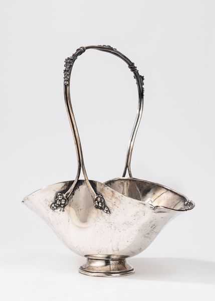 Cesto  - Asta Argenti del XX Secolo - Associazione Nazionale - Case d'Asta italiane