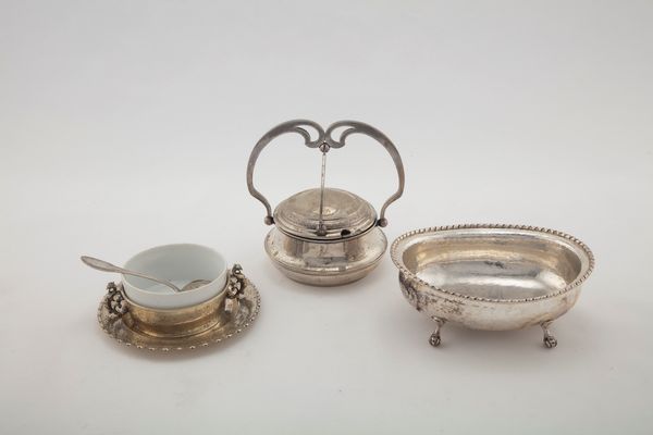 Lotto di tre oggetti  - Asta Argenti del XX Secolo - Associazione Nazionale - Case d'Asta italiane