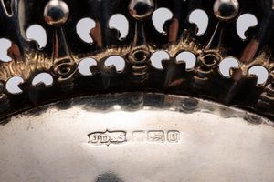 Lotto di tre oggetti  - Asta Argenti del XX Secolo - Associazione Nazionale - Case d'Asta italiane