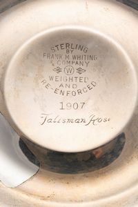 Lotto di quattro oggetti  - Asta Argenti del XX Secolo - Associazione Nazionale - Case d'Asta italiane